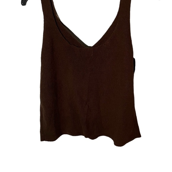 Old Navy Women’s V-neck Tank Top Ribbed Plus Size Sweater - Picture 2 of 4